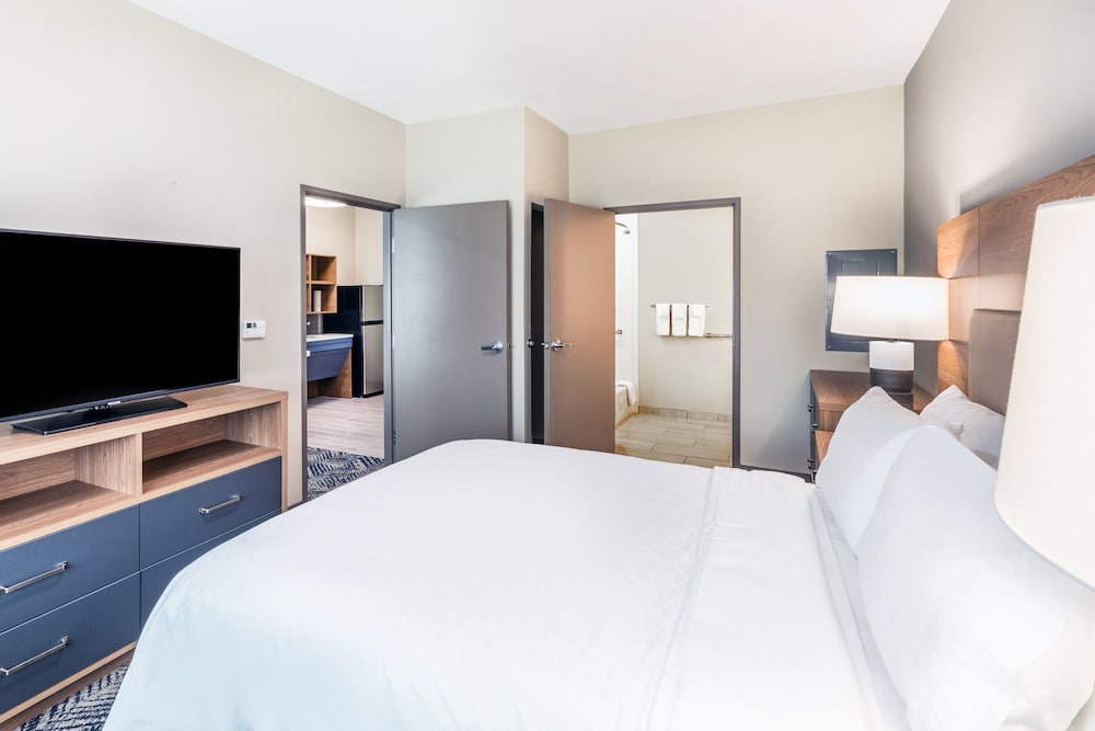 Candlewood Suites Aransas Pass by IHG - photo 9