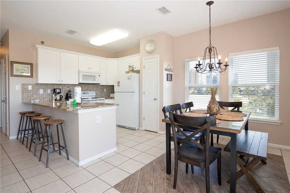 Phoenix East by Youngs Suncoast - photo 5
