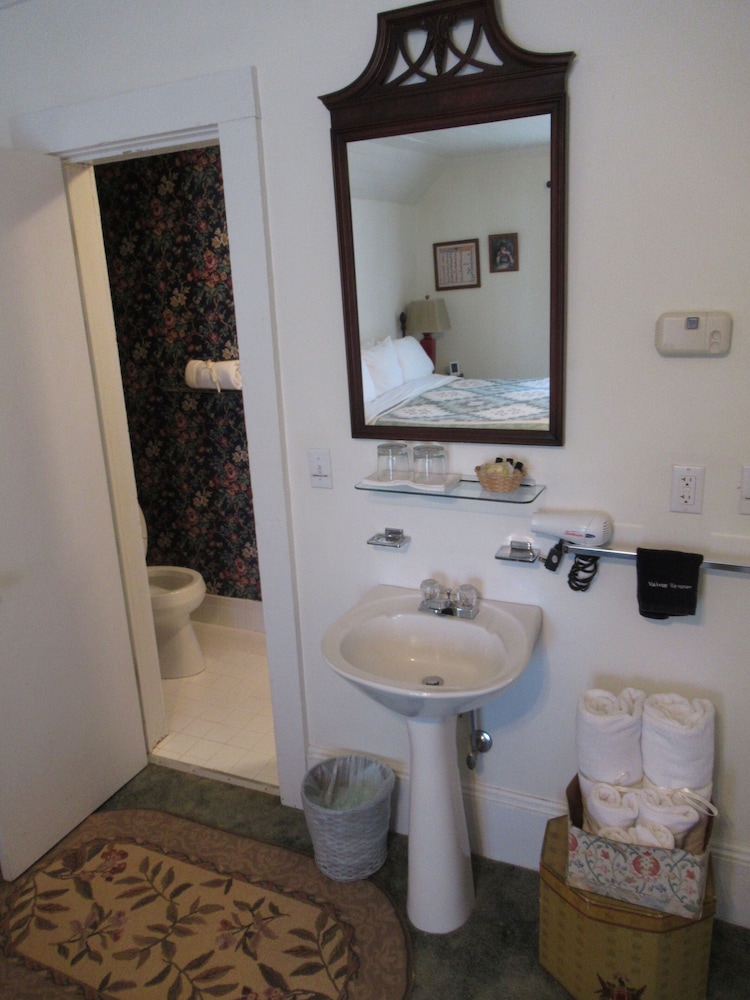 Carrier Houses B&B - photo 30