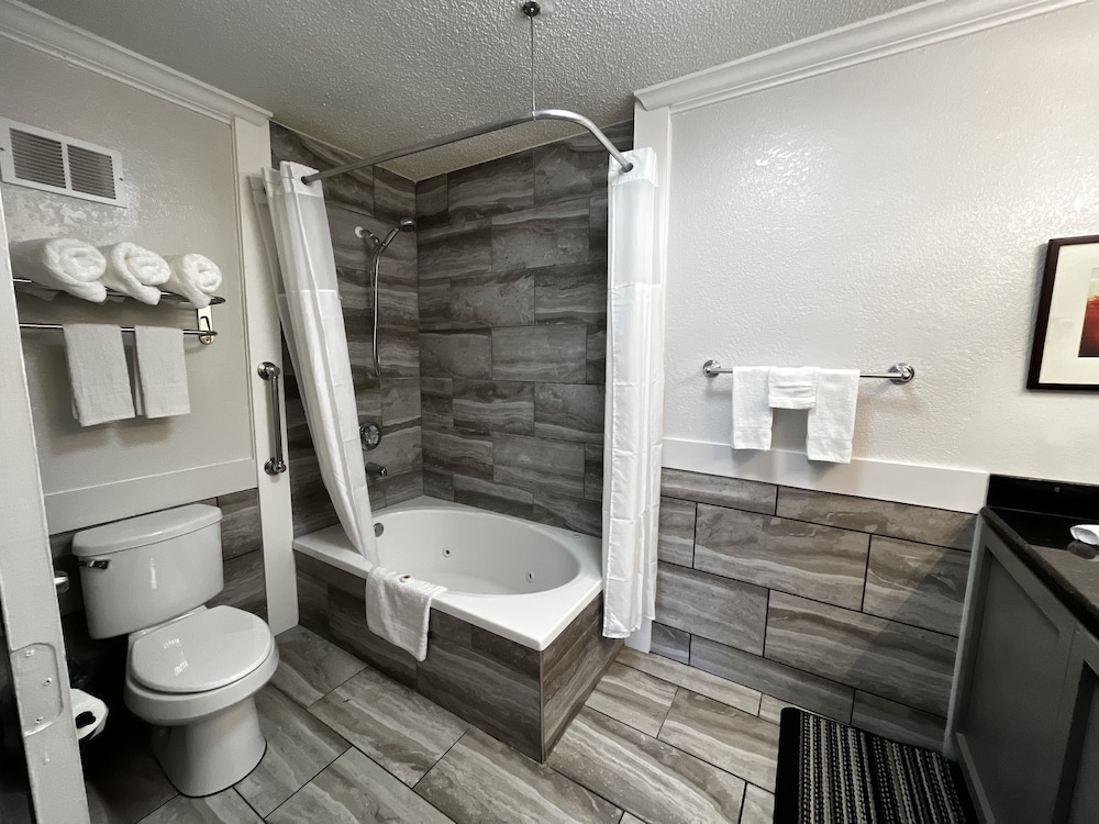 At Home Inn & Suites - photo 39
