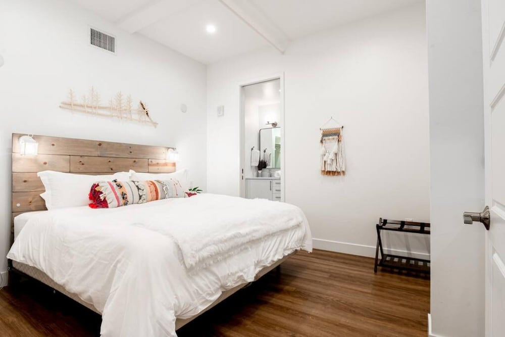 Rino Art Lofts Bright Boho Loft w Private Patio Denver - photo 4