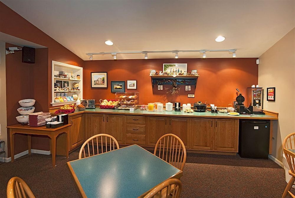 Travelers Rest Motel - photo 16