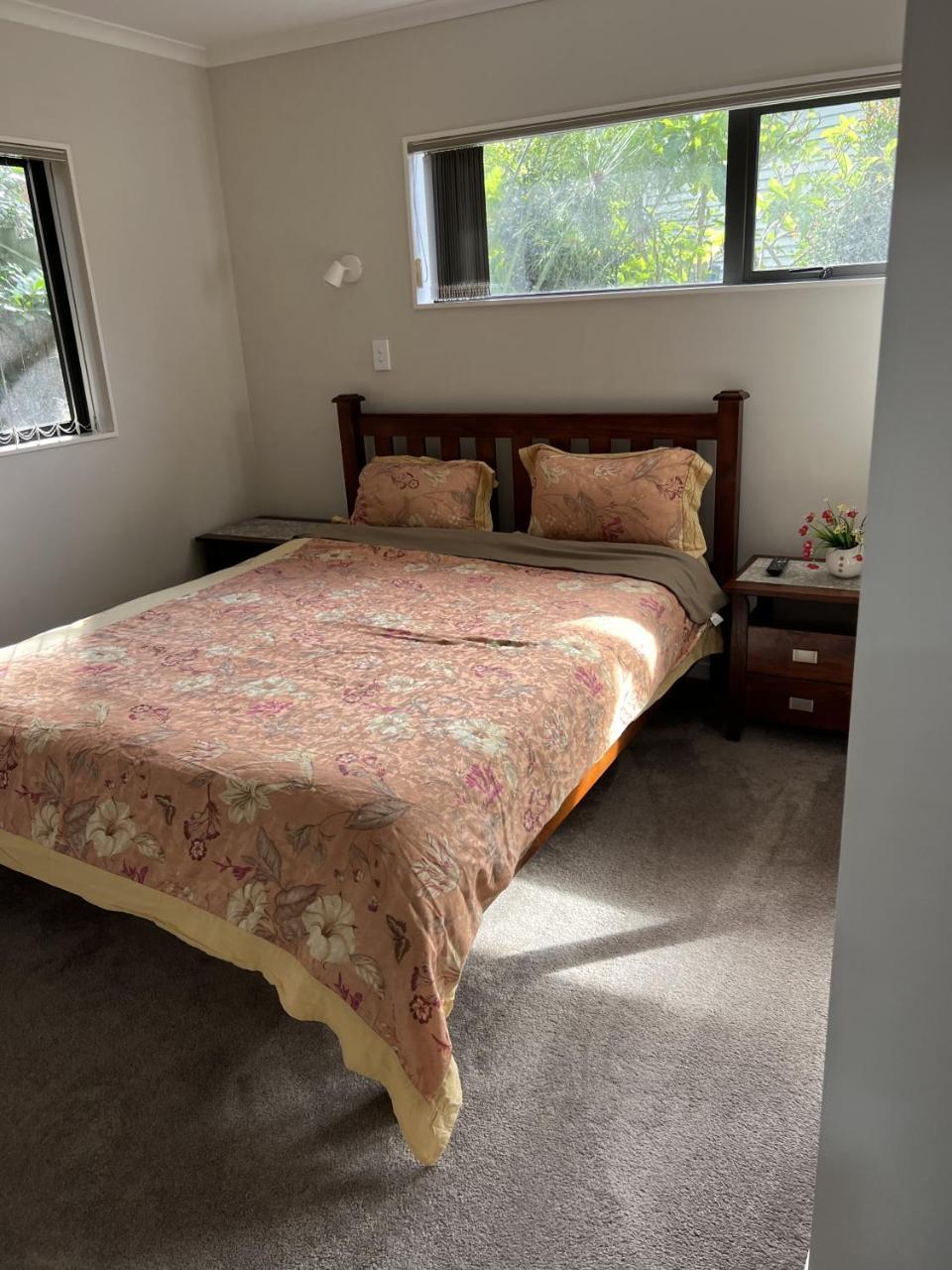Guest Suite Cosy place in the Wattle Downs — 4-Star Luxury Hotel in Auckland, New Zealand