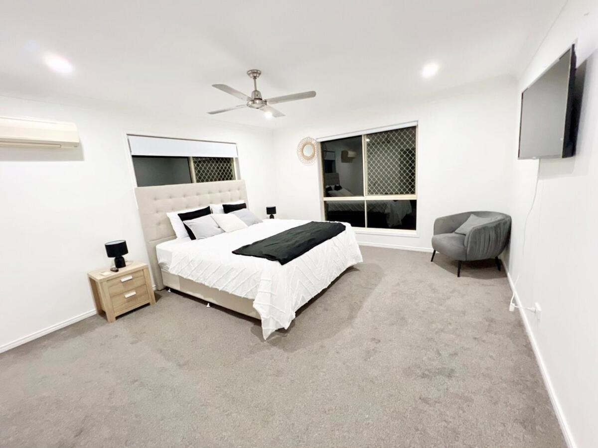 Forest view guesthouse — 4-Star Luxury Hotel in Runcorn, Australia