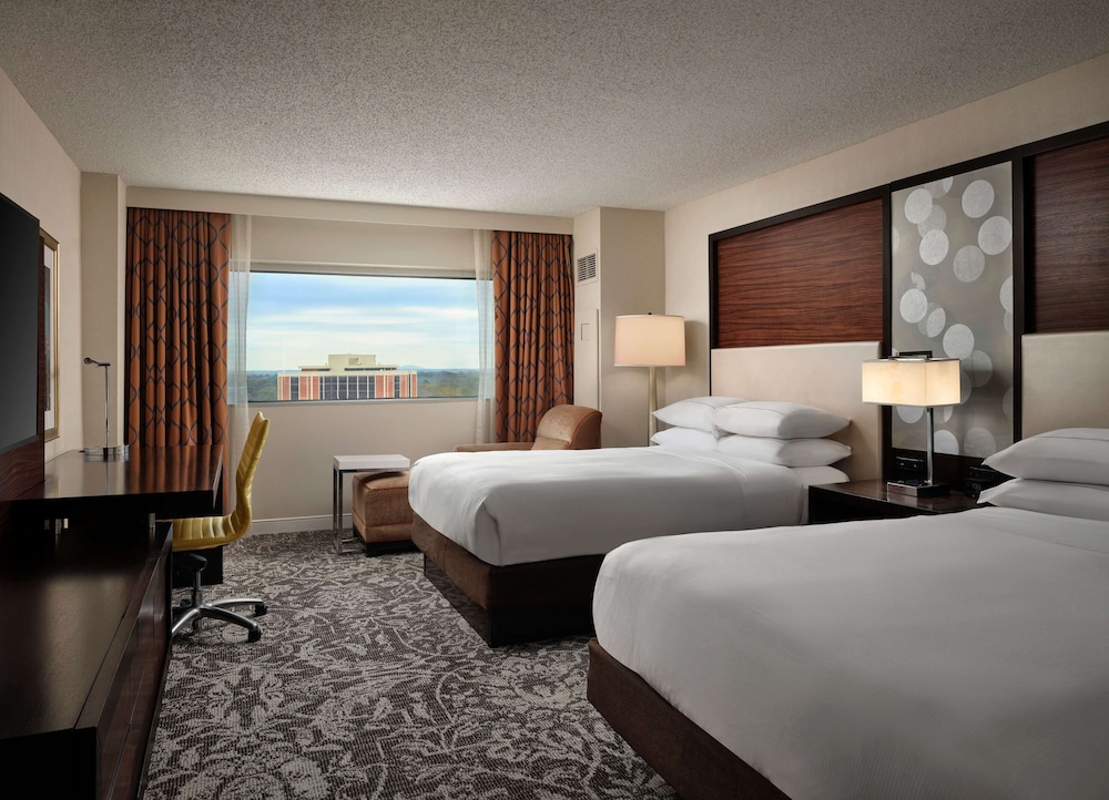 Hilton Atlanta Airport - photo 11