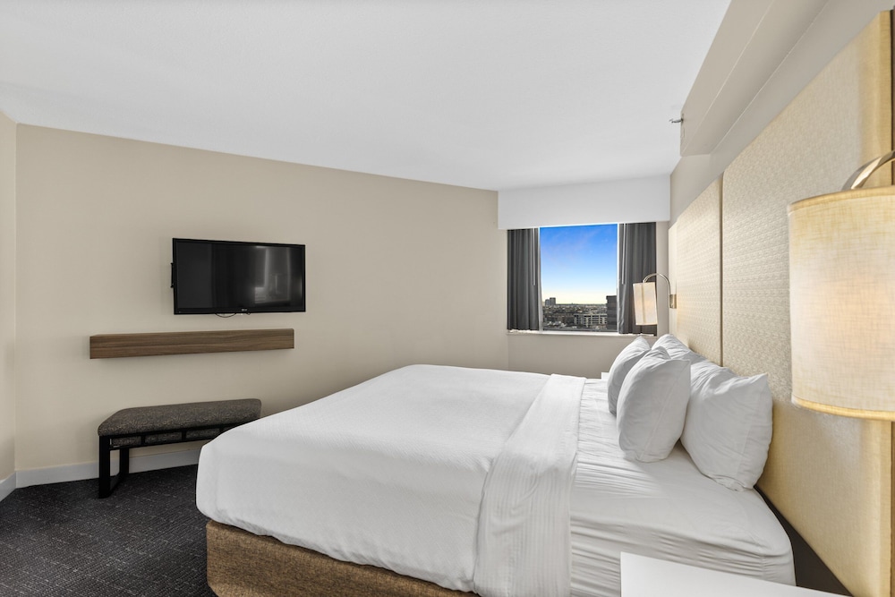 Crowne Plaza Houston Med Ctr Galleria Area by IHG - photo 16