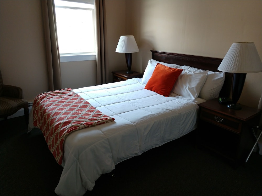 Hotel Wayne - photo 10