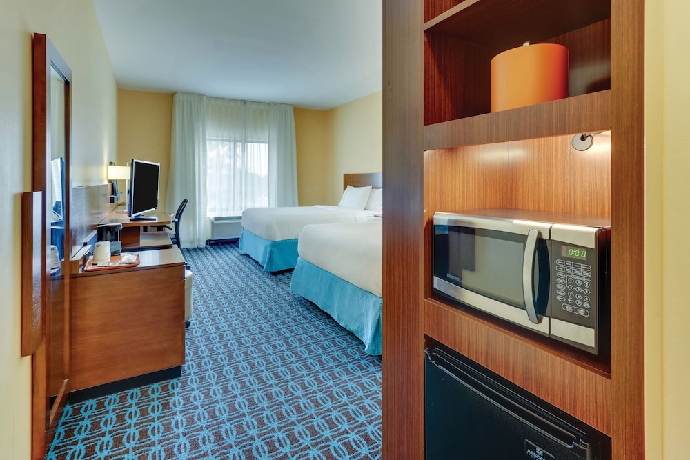 Fairfield Inn & Suites Dunn I 95 - photo 15