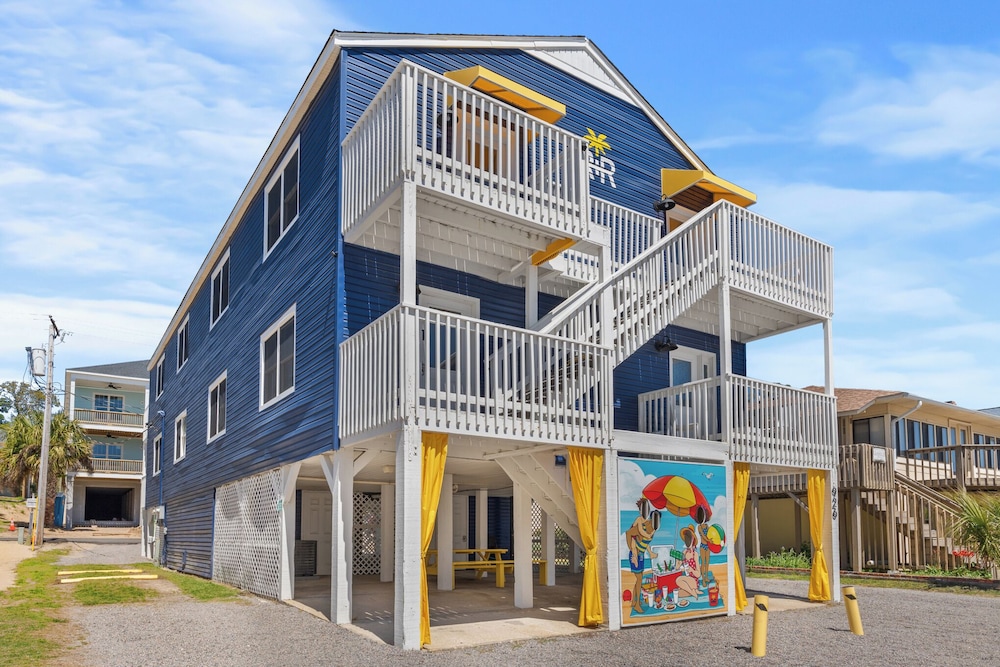 Beach Nest 4 Stylish 2Min Walk to Beach — 4-Star Luxury Hotel in Myrtle Beach, United States