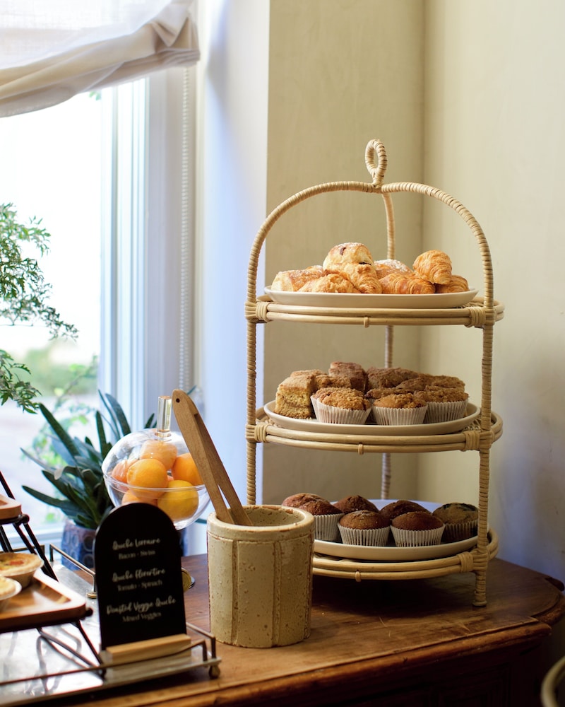 The Pinch Hotel - photo 45