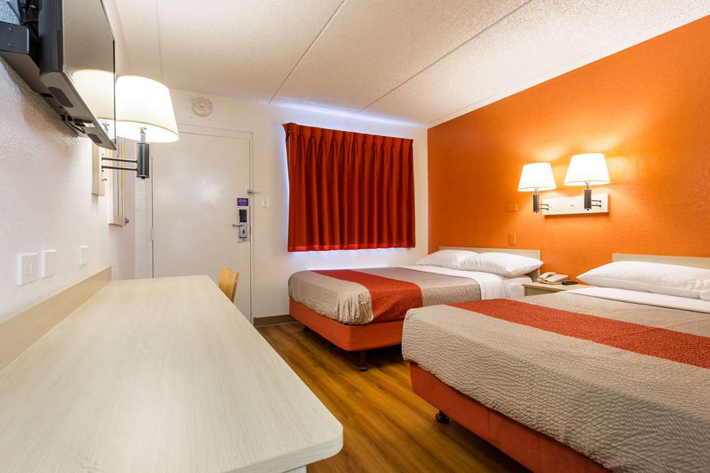Motel 6 Tempe AZ Phoenix Airport Priest Dr - photo 11