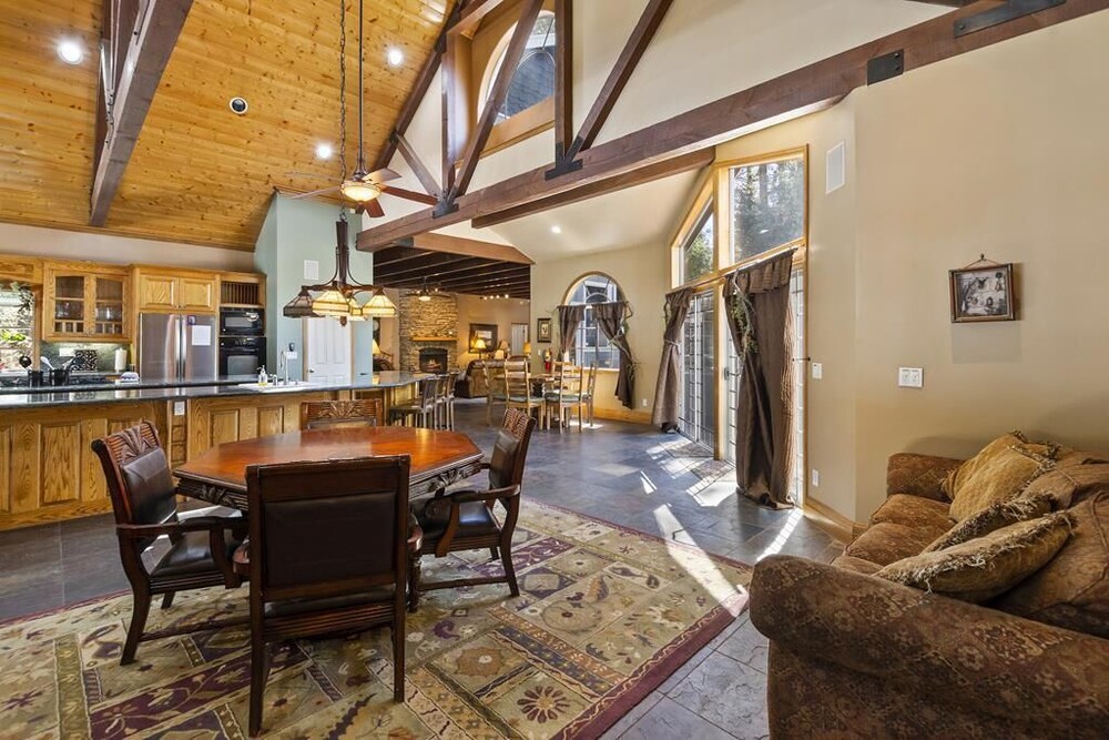 011 Fox Manor - photo 13