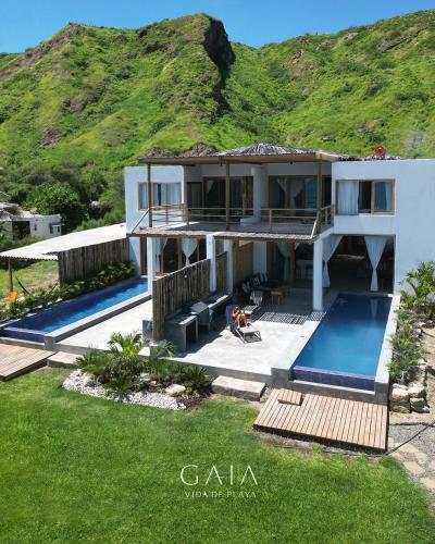 Gaia Casa de Playa — 4-Star Luxury Hotel in Cancas, Peru