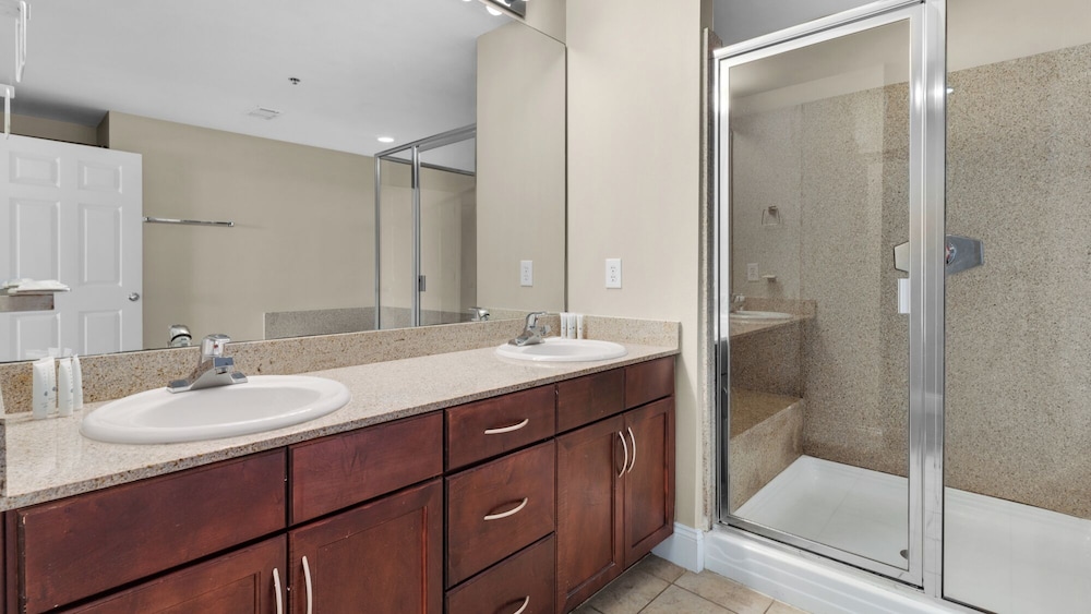 Laketown Wharf IV - photo 176