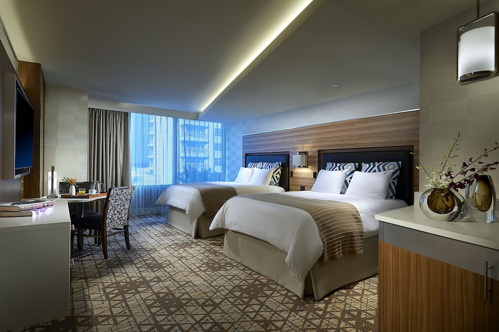 Seminole Hard Rock Hotel & Casino Tampa - photo 16