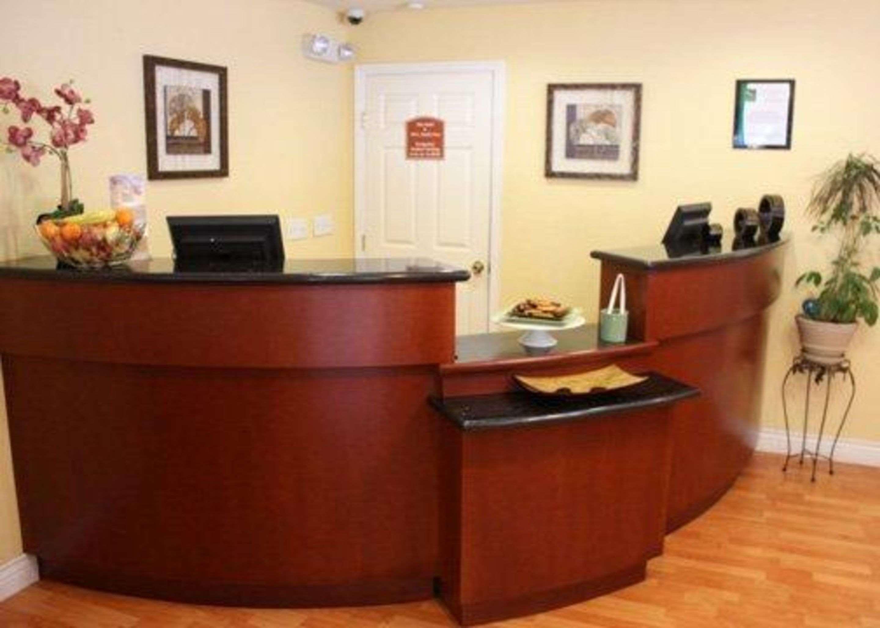 Quality Inn & Suites Santa Cruz Mountains - photo 31