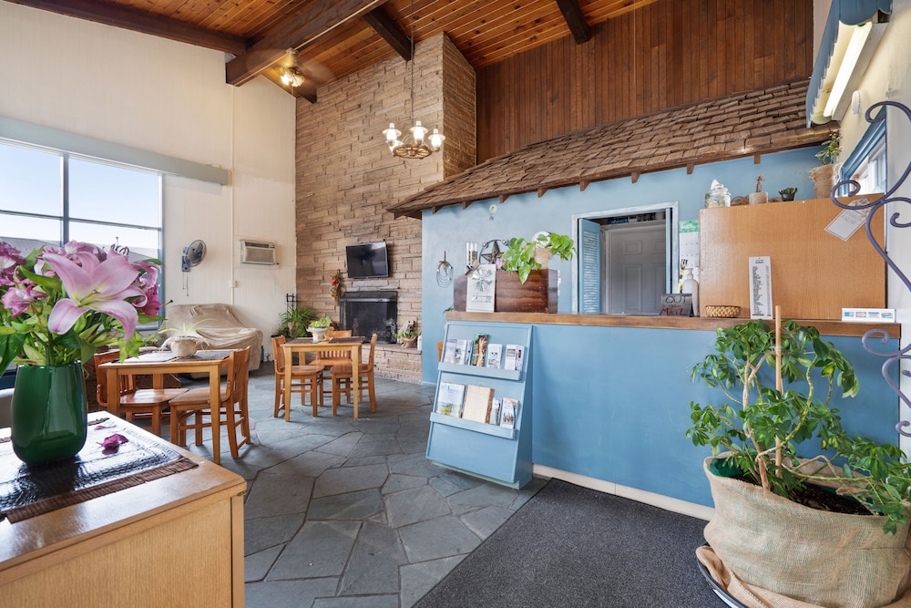 OYO Silver Spur Burns Hwy 20 - photo 2