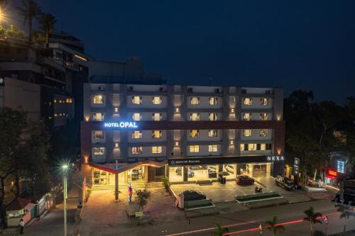 Hotel Opal — hotel near Kolhapur Airport