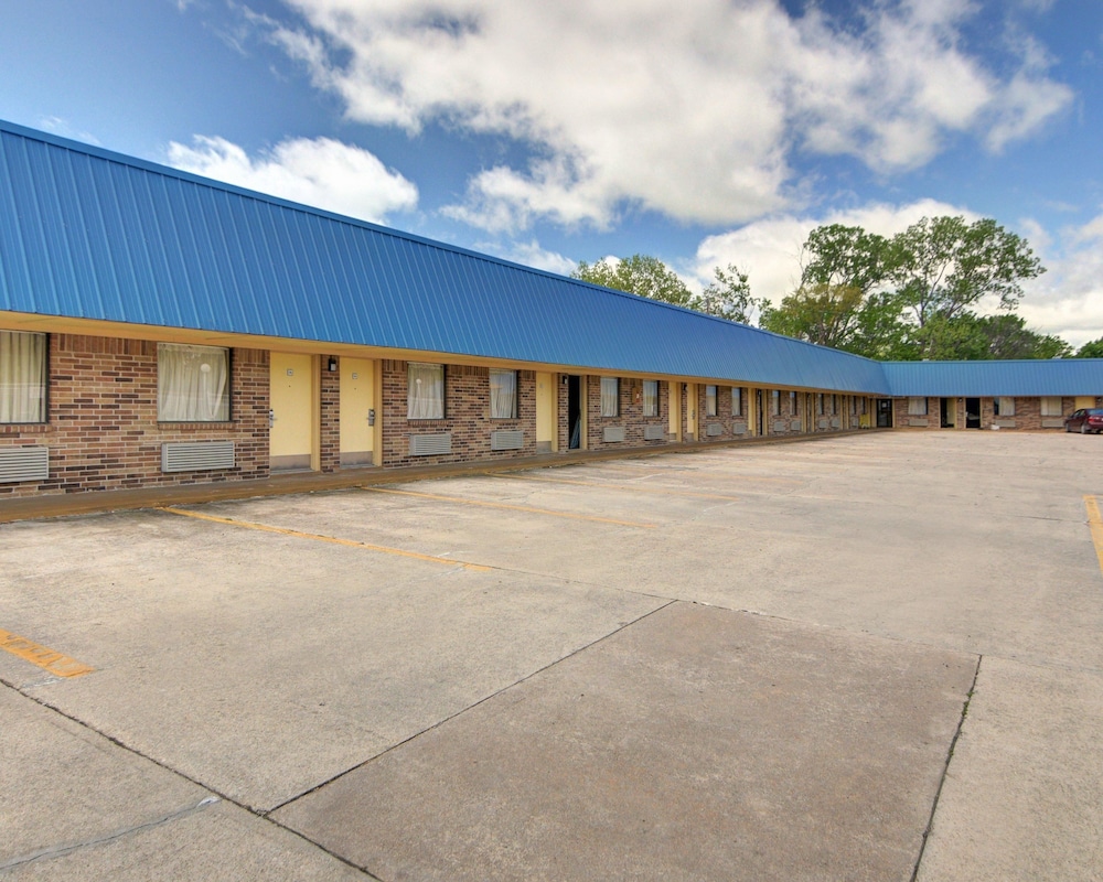Rodeway Inn Gainesville I 35 - photo 26