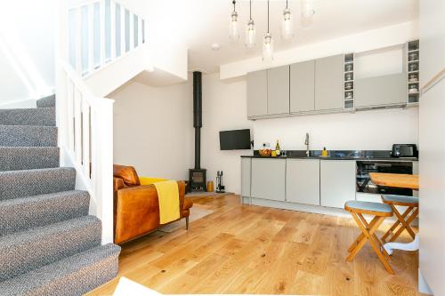 The Bs Hive Modern Stylish 2 Bedroom House in Harrogate Centre