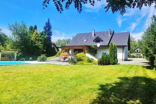 Villa Teresa — 4-Star Luxury Hotel in Trzebinia, Poland