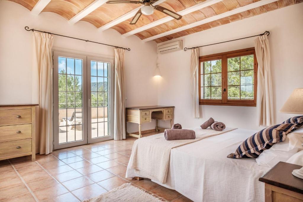 Can Moustique in San Jose, Spain