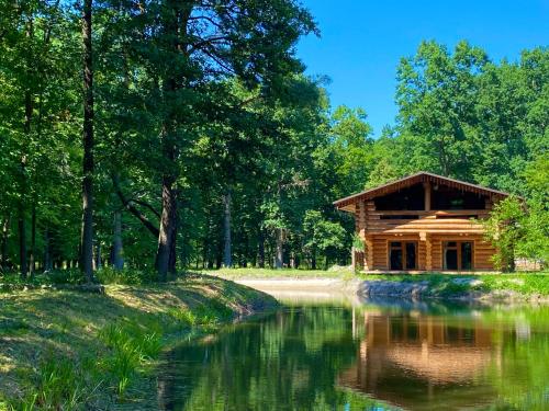 Complex Mayariv - carbon neutral hotel in Makariv