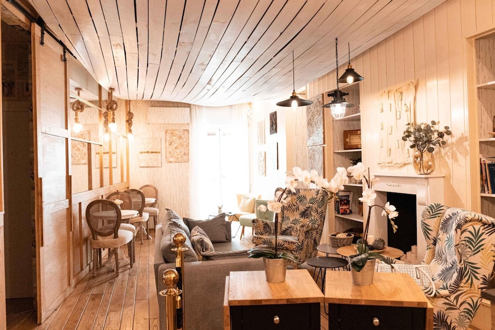 Hey Rest Up - carbon neutral hotel in Ipoh
