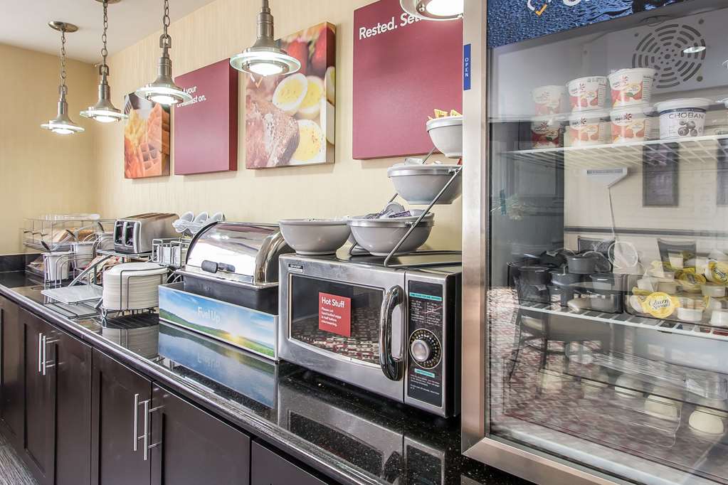 Comfort Suites Lawton Near Fort Sill - photo 21