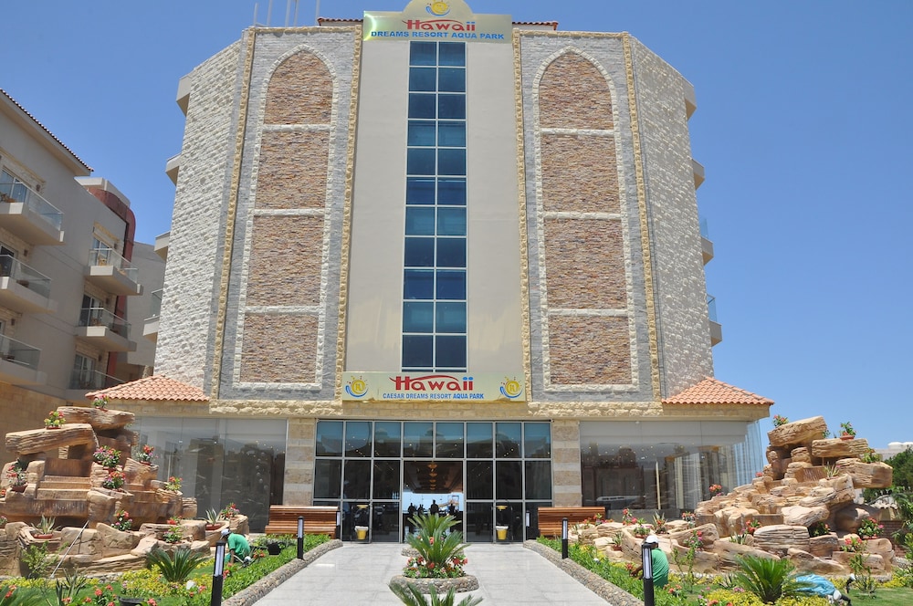 Hawaii Dream Aqua Park in Hurghada, Egypt