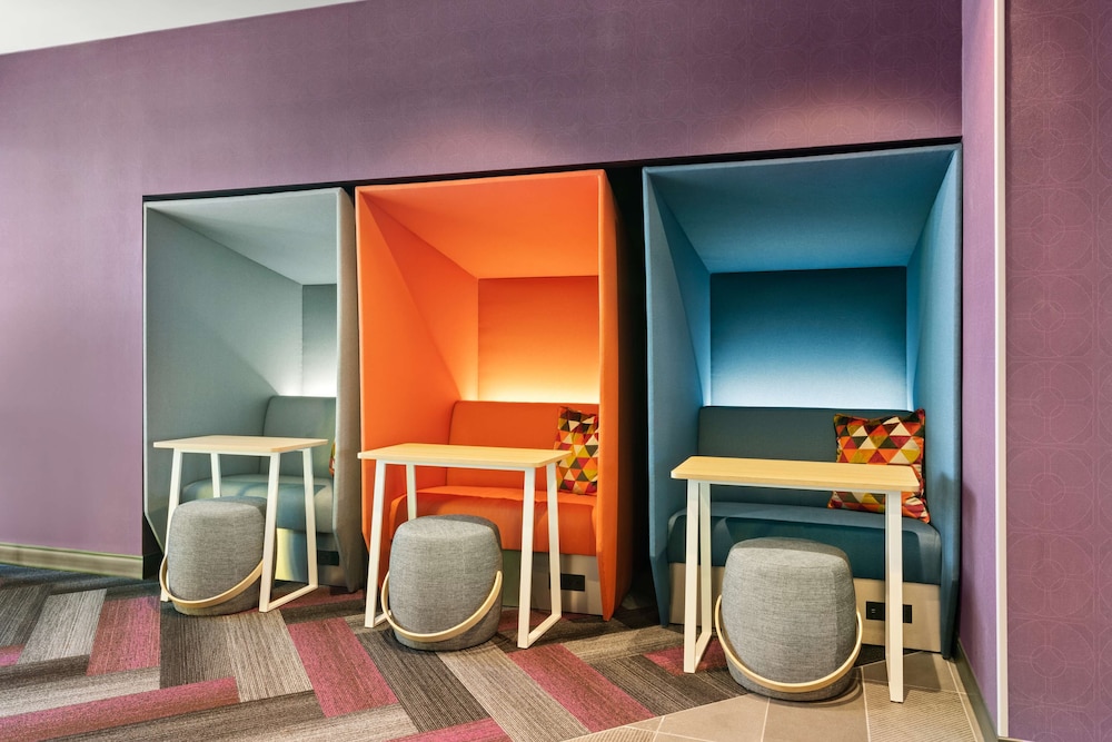 Tru by Hilton Portland Airport - photo 20