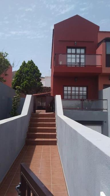 Idílico adosado en El Mocanal — hotel near El Hierro Airport