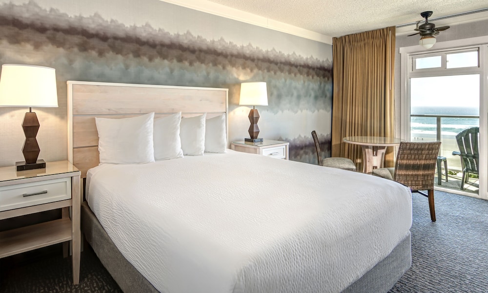 Hallmark Resort Newport - photo 18