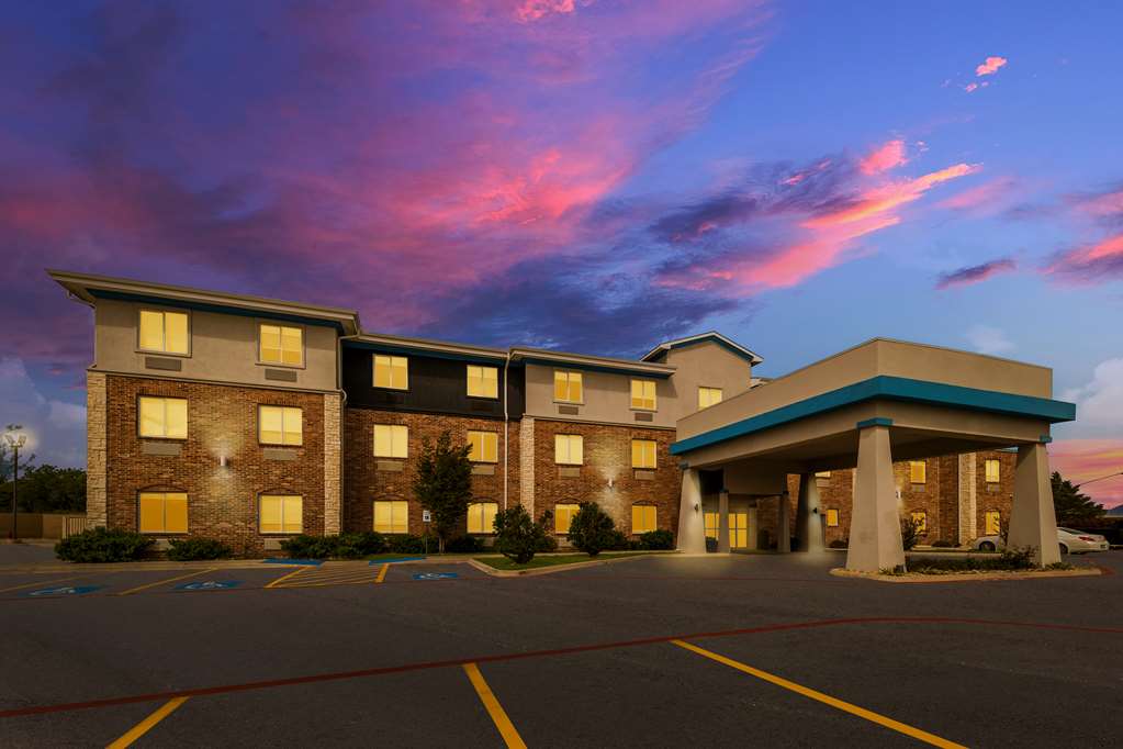 Best Western Bowie Inn & Suites - featured photo