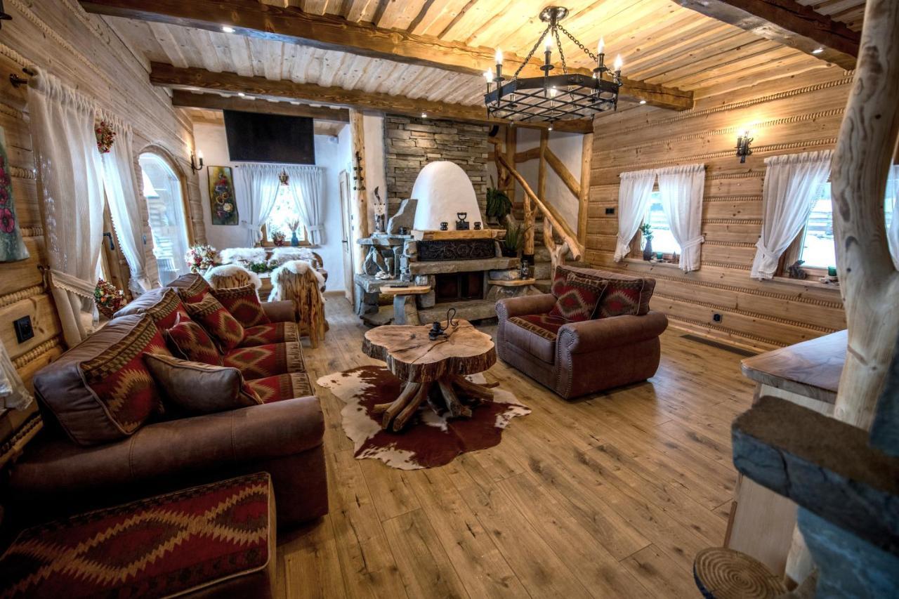 Osada Jaworzyny Domek Gron Z Jaskinia SPA — hotel in Tokarnia