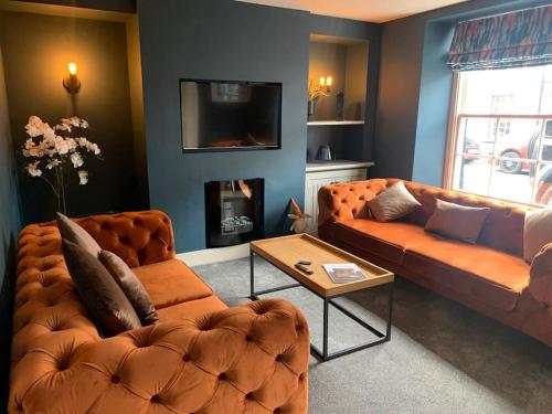 Rose Cottage Windermere Centre Lake Access — 4-Star Luxury Hotel in Windermere, United Kingdom