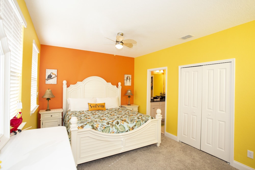 Marvelous 4 Bedroom w Pool @ Festival Resort 197 - photo 12