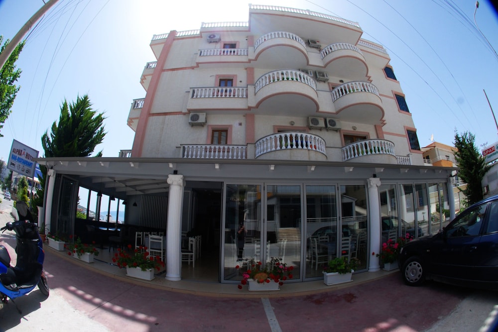 Hotel Alpha - last minute hotel in Sarande