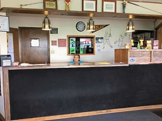Sports Club Motel - photo 7