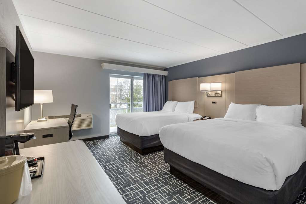 Comfort Inn Hyannis Cape Cod - photo 25