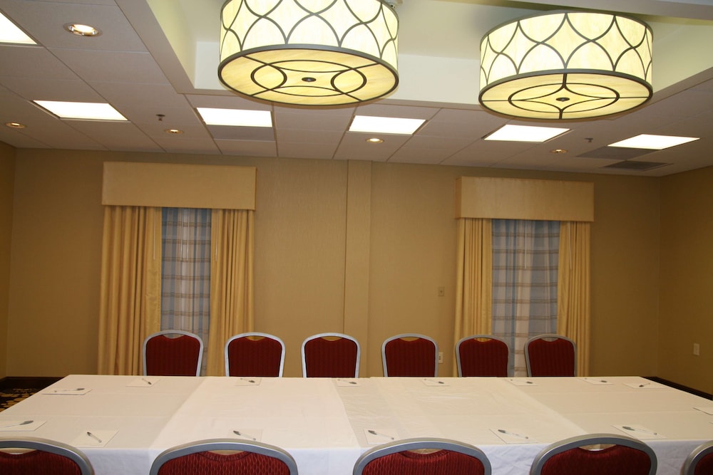 Hampton Inn Richmond Airport - photo 38