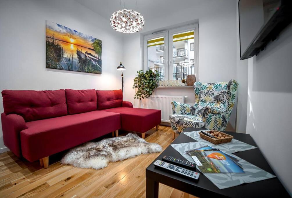 Nowoczesny dwupokojowy Apartament Bridget z parkingiem — 4-Star Luxury Hotel in Elk, Poland