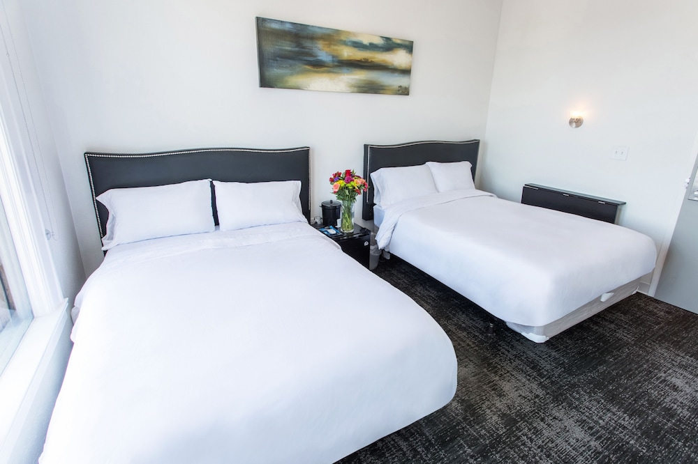 Park Plaza Hotel Seguin - photo 10