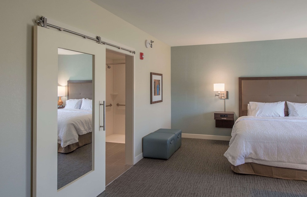 Hampton Inn & Suites Braselton - photo 14