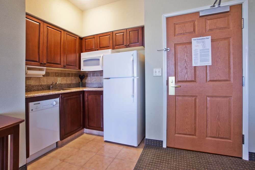Staybridge Suites Augusta by IHG - photo 12