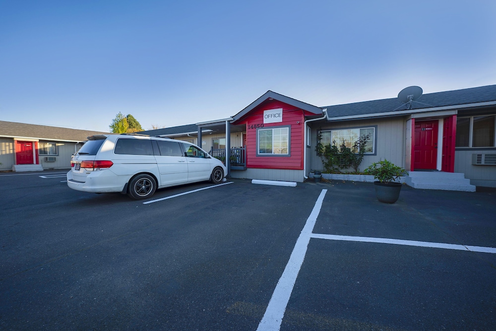 Oyo Hotel Portland Or Near Airport - featured photo
