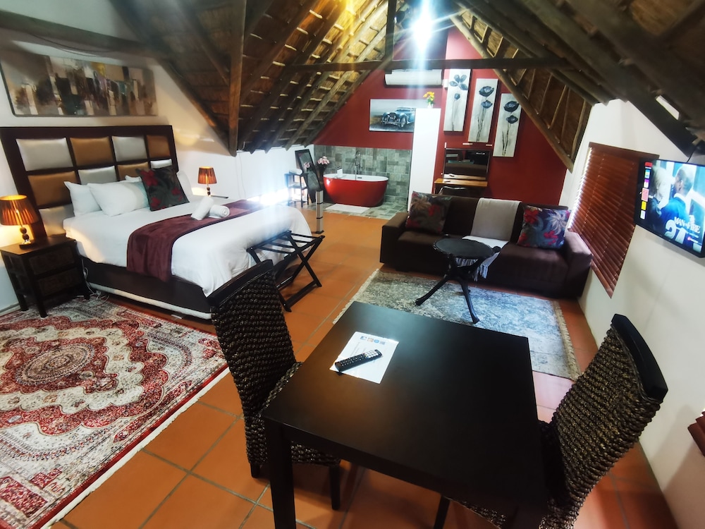Lipizzaner Lodge Kyalami Midrand — 4-Star Luxury Hotel in Midrand, South Africa