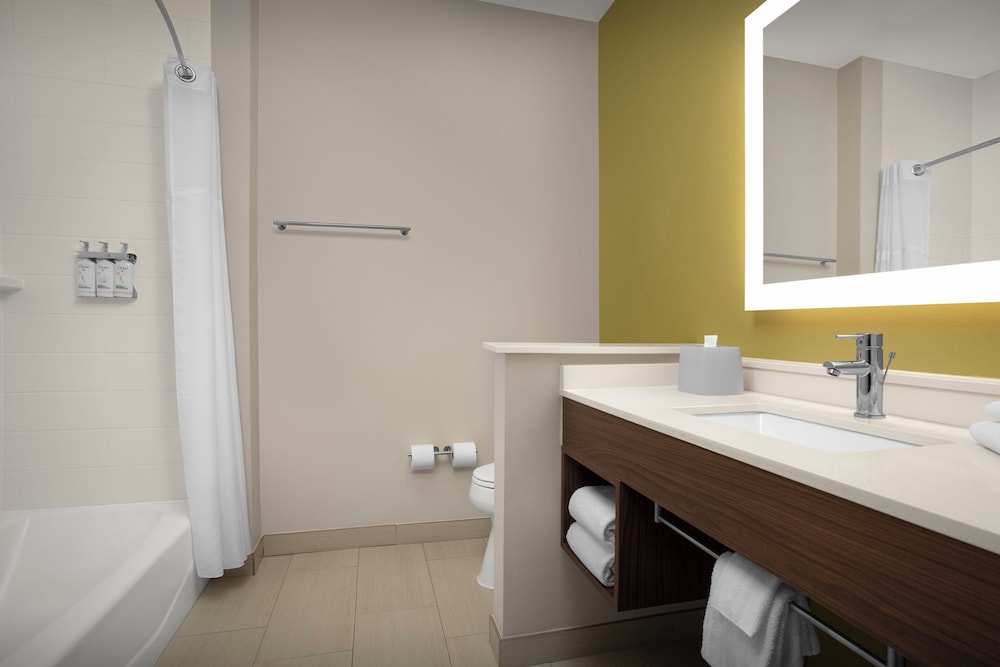 Holiday Inn Express & Suites Birmingham Homewood by IHG - photo 15