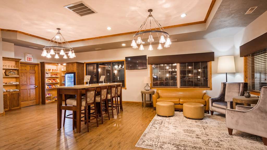 Best Western Buffalo Ridge Inn - photo 2