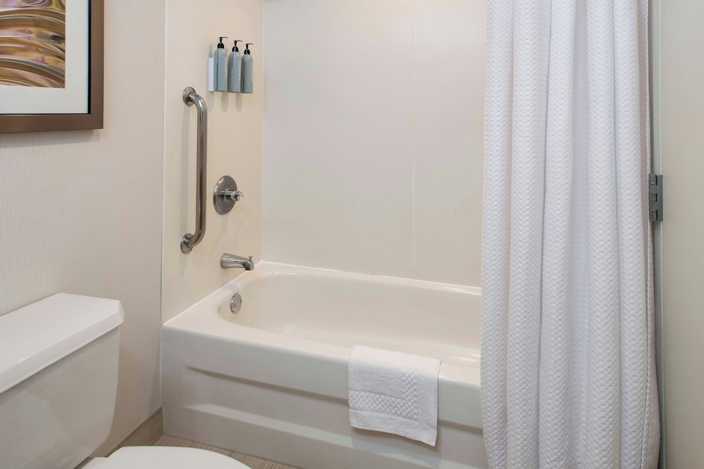 Courtyard Marriott Binghamton - photo 19